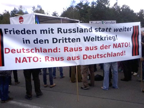 Мир с Россией вместо движения к Третьей Мiровой войне! Германия: прочь из НАТО! НАТО: вон из Германии!