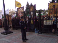 У стен Верховной Рады прошло молитвенное стояние против цифровой идентификации и биометрических документов У стен Верховной Рады прошло молитвенное стояние против цифровой идентификации и биометрических документов