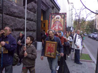 У стен Верховной Рады прошло молитвенное стояние против цифровой идентификации и биометрических документов У стен Верховной Рады прошло молитвенное стояние против цифровой идентификации и биометрических документов