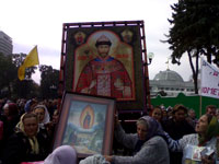 У стен Верховной Рады прошло молитвенное стояние против цифровой идентификации и биометрических документов У стен Верховной Рады прошло молитвенное стояние против цифровой идентификации и биометрических документов