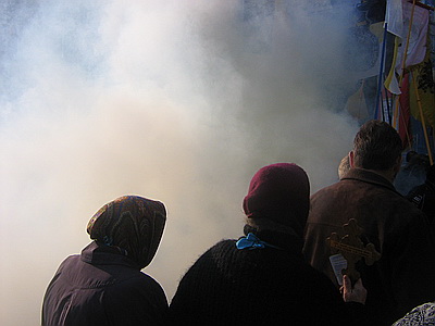 В Киеве националисты напали на участников шествия по случаю Дня русского единства (ФОТО, ВИДЕО)